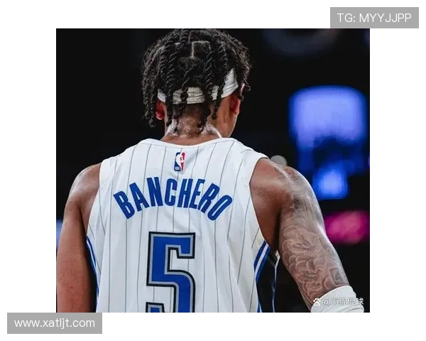 班凯罗高效砍下两双表现全面率魔术取胜展现全能领袖风采 班凯罗高效砍下两双表现全面率魔术取胜展现全能领袖风采