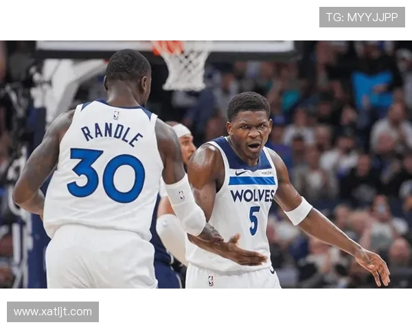 爱德华兹高效轰下41分末节连得5分率队惊险取胜彰显领袖风范 爱德华兹高效轰下41分末节连得5分率队惊险取胜彰显领袖风范