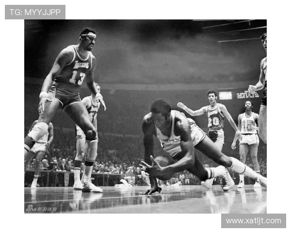 埃奇库姆首秀砍下34分 追平1959年张伯伦创纪录的历史壮举